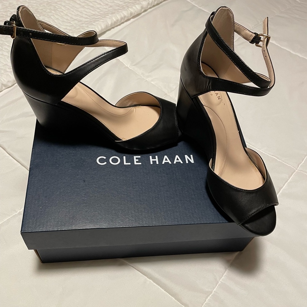 Cole Haan Women Sandals